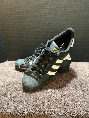 Men's Size 10 Adidas Superstar Sneakers