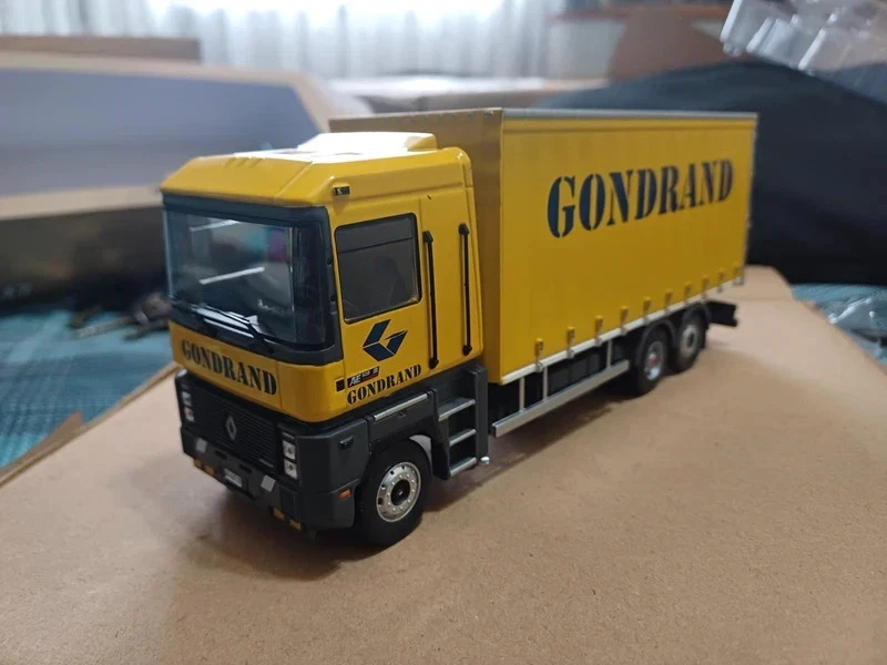 camion lkw Renault magnum perfetto con scatola 1/43 camion d'epoca de agostini - Immagine 3 di 4