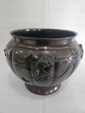 Antique large Japanese Meiji period bronze planter jardiniere 30 cm x 25 cm