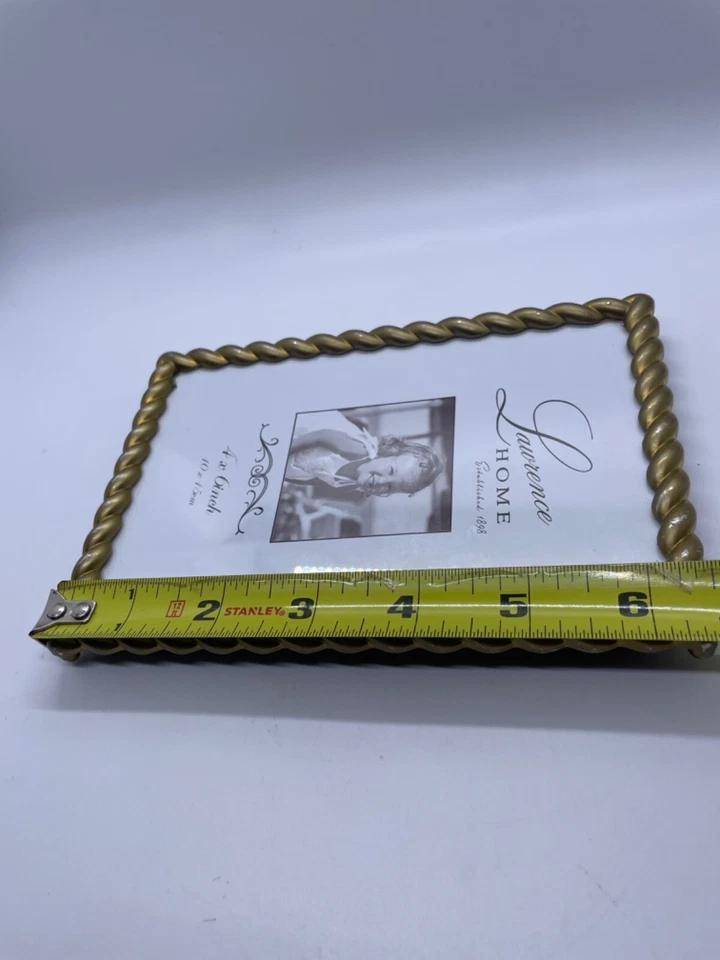 Marcos Lawrence 4"W 6"H Foto Sostiene Metal Dorado Remolinos Diseño Marco con Soporte Foto 2 de 4