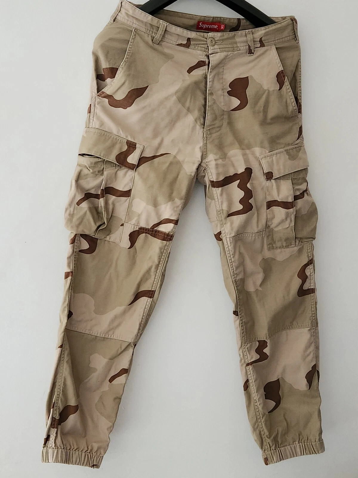 Supreme Cargo Hose Größe 30 W30 L30 Hose Wüste Tarnfarbe