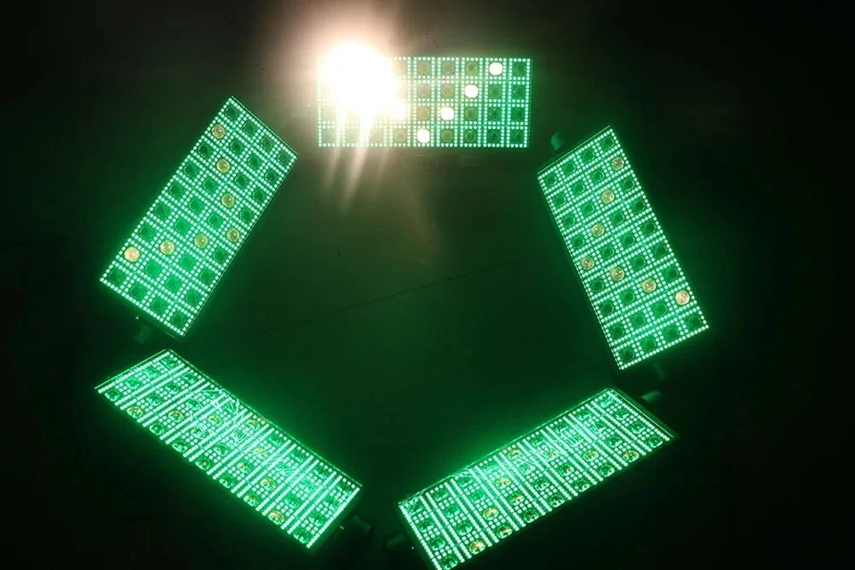 36 Matrix Golden Effect Moving Head Light for Disco DJ Stage Event Background - Image 4 of 4