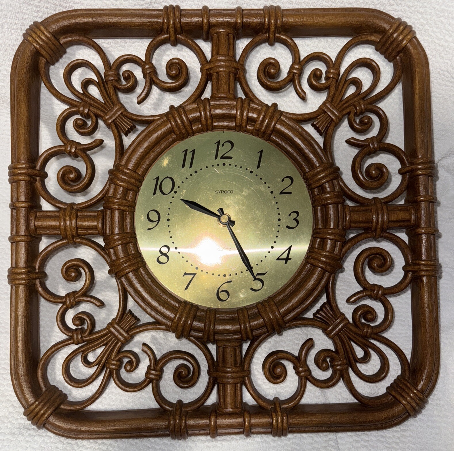 SYROCO Vintage MCM Scroll wood Resin Square Wall Clock 17x17 Granny Core Decor
