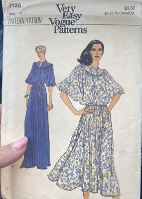 Very Easy Vogue Patterns 7128 Pullover Blouson Dress (2 Lengths) Misses 10 Cut