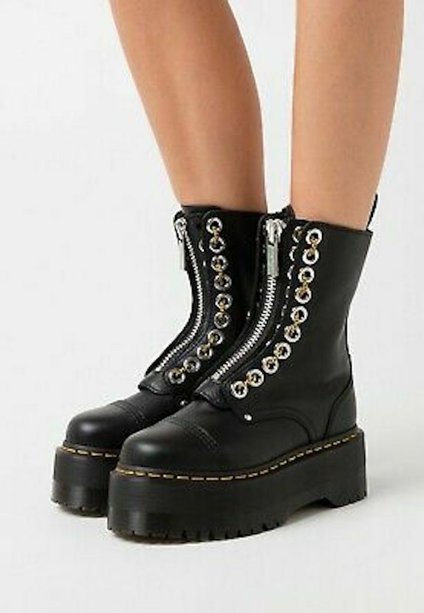 Sinclair Max Women's Platform Boots in Black