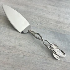 RaRe Michael Aram Sleepy Hollow Cake Server  Soldout