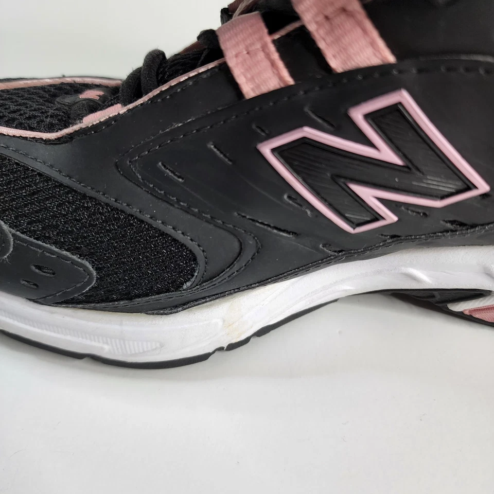 Tênis NEW BALANCE 550 WX550BP Preto Rosa EUA Tamanho 10.5 - Imagem 4 de 4