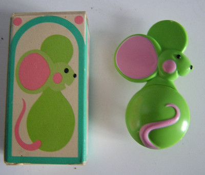 Avon Vintage Blouse Mouse Fragrance Pin Glace