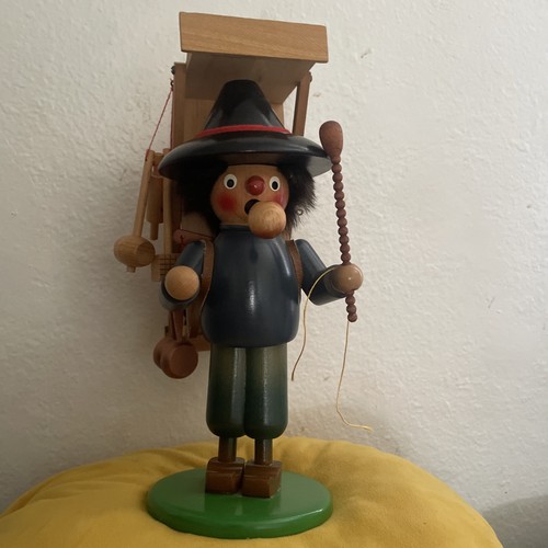 Vintage Steinbach Volkskunst West German Smoker Traveling Salesman Wares