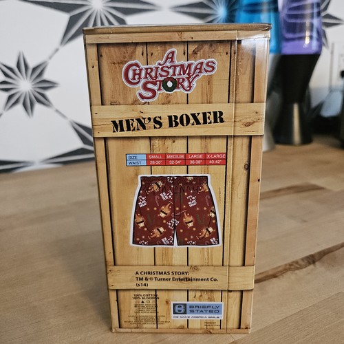 Christmas Story Leg Lamp Boxers Tin Bank Men's Medium 32-34 New - Picture 3 of 6