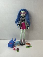 Monster High Ghoulia Yelps 11 G3 Core Fashion...
