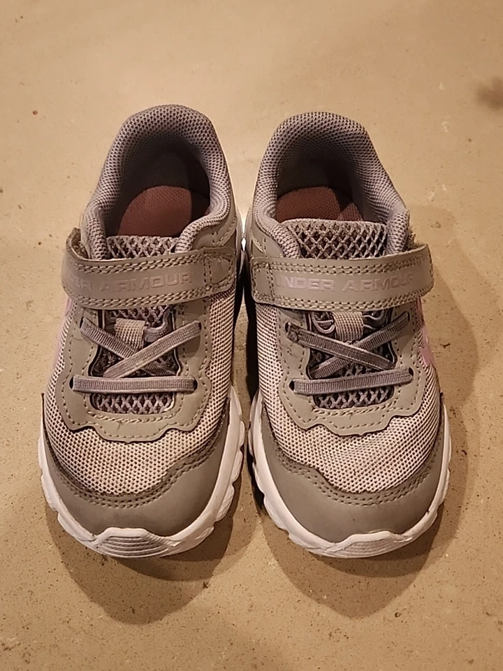Under Armour Assert Girls Shoes Toddler Size 6K Gray - Image 2 of 4