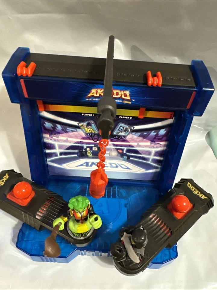 РАБОТАЕТ! Legends Of Akedo ОКОНЧАТЕЛЬНАЯ БОЕВАЯ АРЕНА + Фигурки Nightblade Miss Slither - Изображение 4 из 4