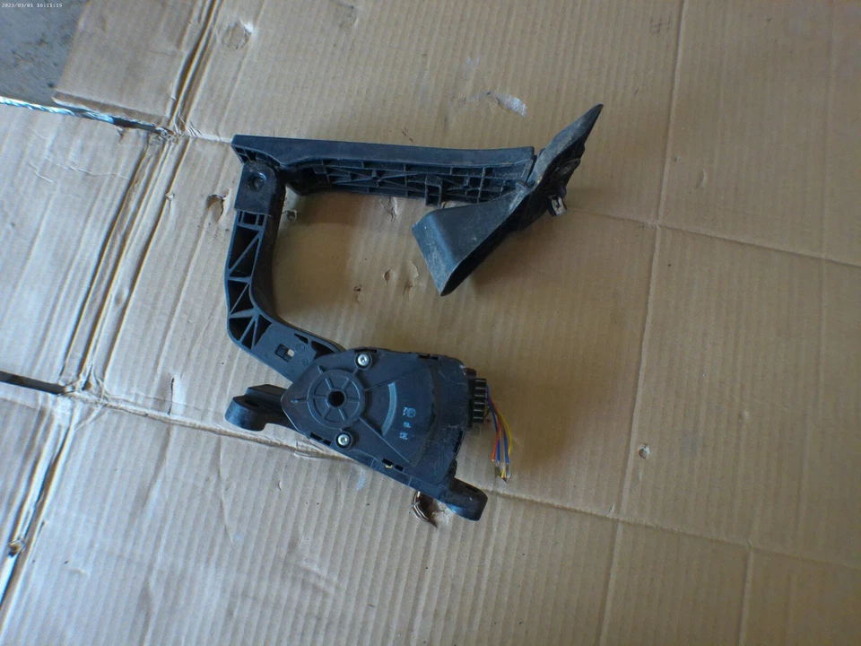 Pedal acelerador OEM Hyundai Tucson 2010-2015, KIA Sportage 2011-2016 usado Foto 4 de 4