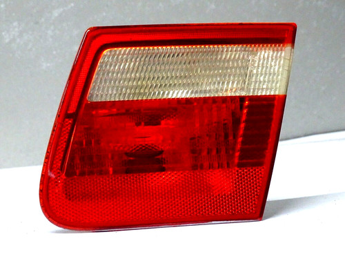 BMW 3er E46 Touring Rücklicht Rückleuchte Heckleuchte Rechts HR 63.21-8368760