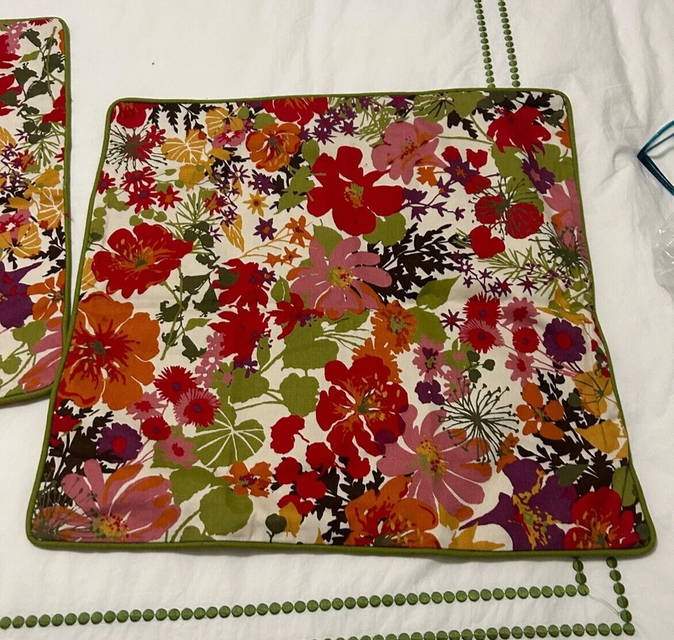 Set of 2 Pottery Barn 20x20" Red Pink Purple Green Floral Pillow Covers EUC - Image 3 of 4