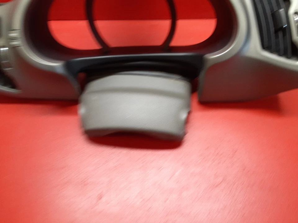 Cuadro de instrumentos Kia Sportage 2011 2012 2013 bisel moldura con ventilación 84830-3W010AM5 Foto 4 de 4