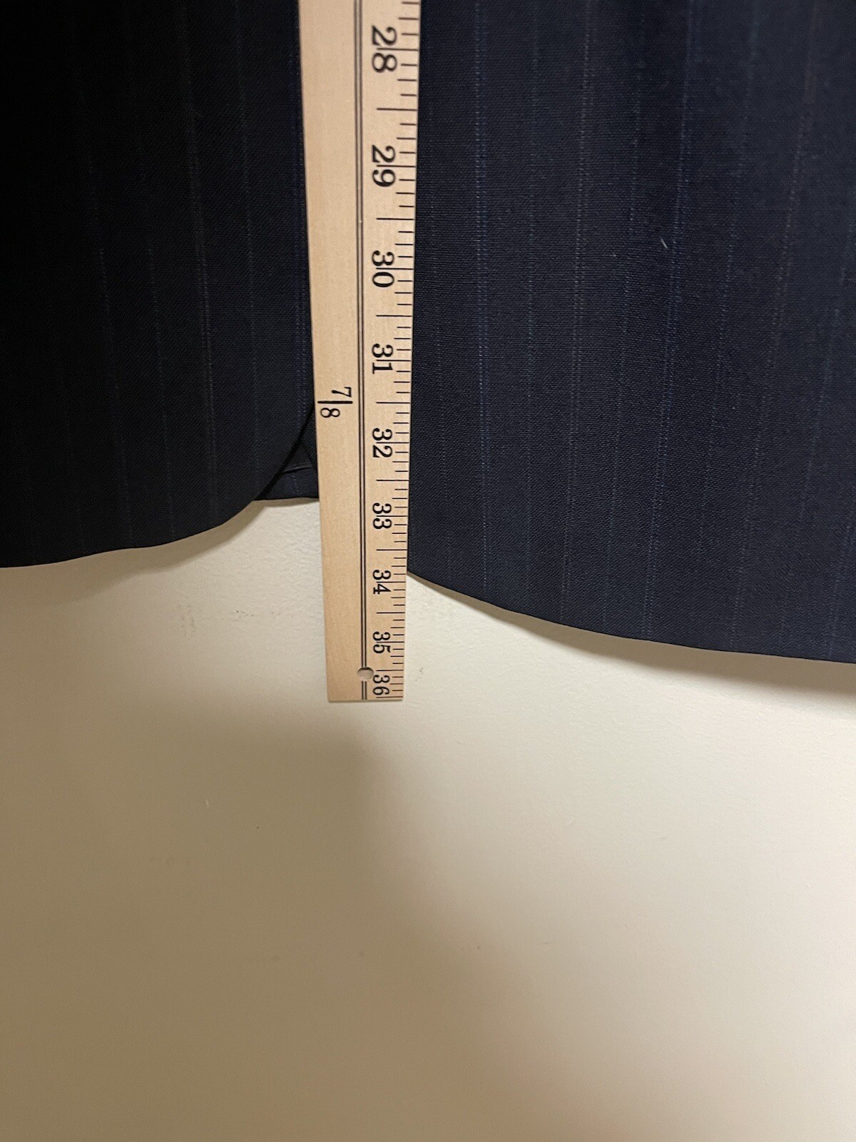 Towncraft Men's Solid  Size Medium 2 Button Blazer - image 7