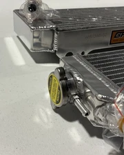 2 GPI Racing Radiator AM013AB-32 thumbnail 4