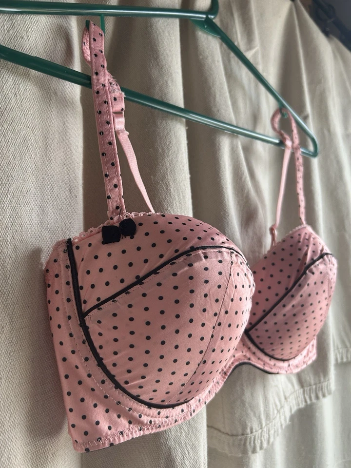 Sujetador push up para mujer 38D rosa y negro ribete de encaje estilo balconette Y2K nuevo con etiquetas Foto 2 de 4