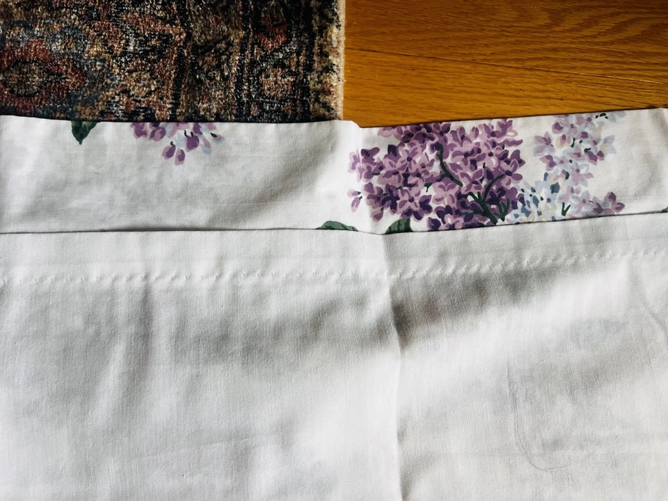 Juego de dos paneles de cortina vintage Waverly púrpura violeta floral forrado para cabaña Foto 4 de 4