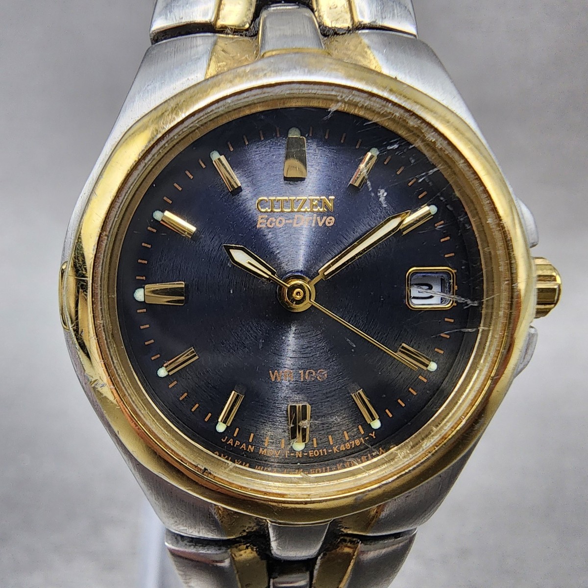 Citizen Watch Eco-drive E011-k15711 Lady 100m 2 Tone Analog Date