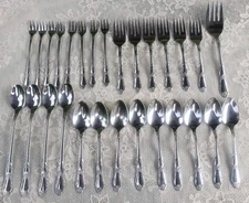 Wm A Rogers Oneida Fenway Daydream Flatware Assorted Lot Set 28 Pieces