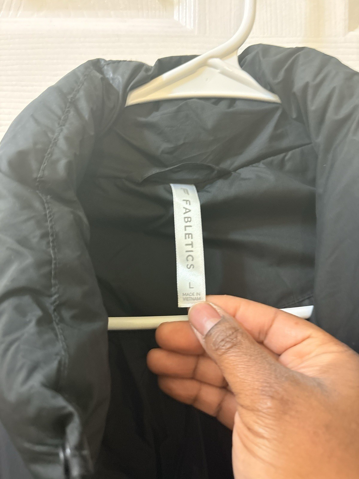 Fabletics Essential Puffer Jacket Women's Size La… - image 3