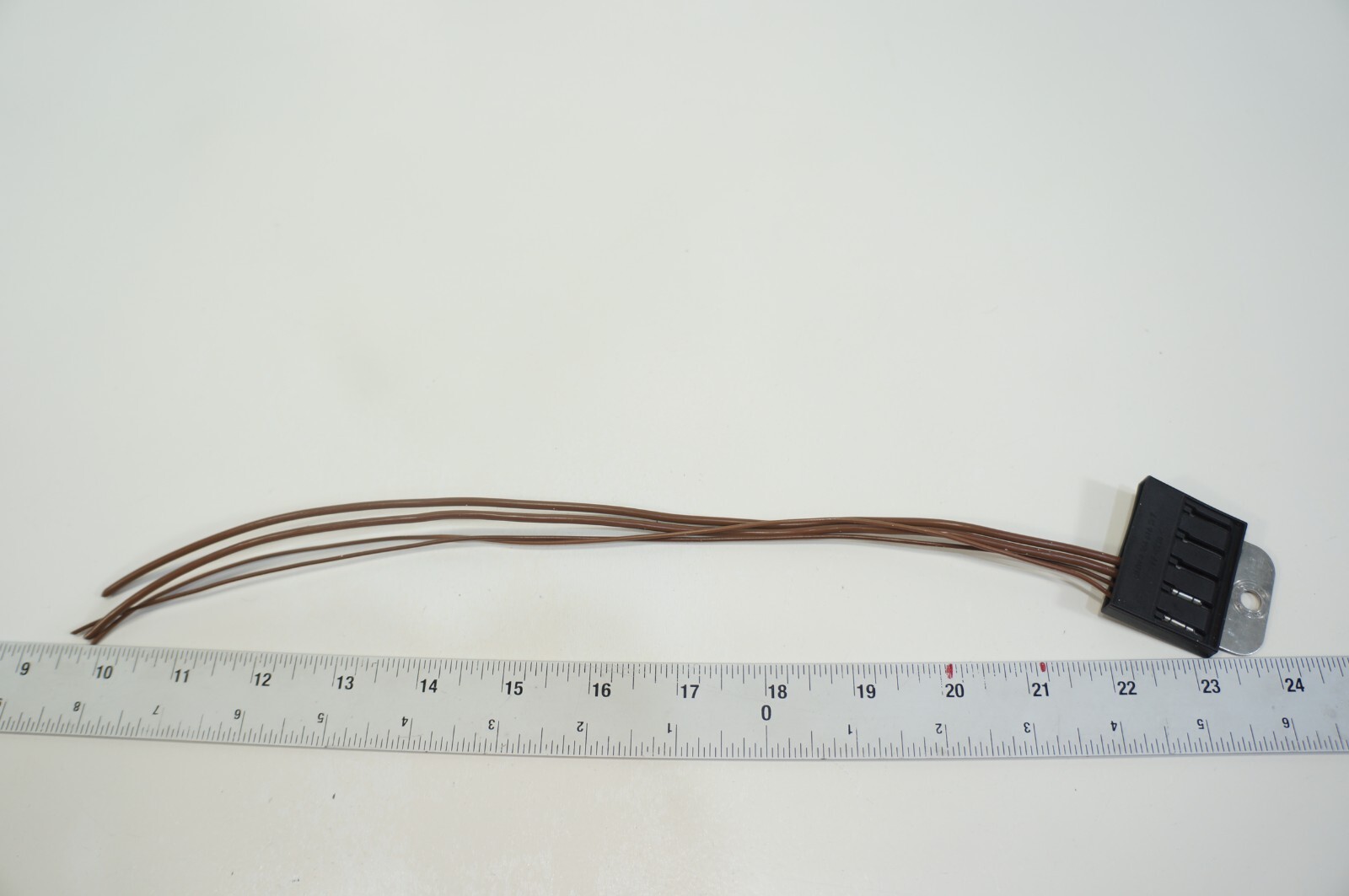 OEM BMW negative wire cable terminal clamp ground loom 8366616