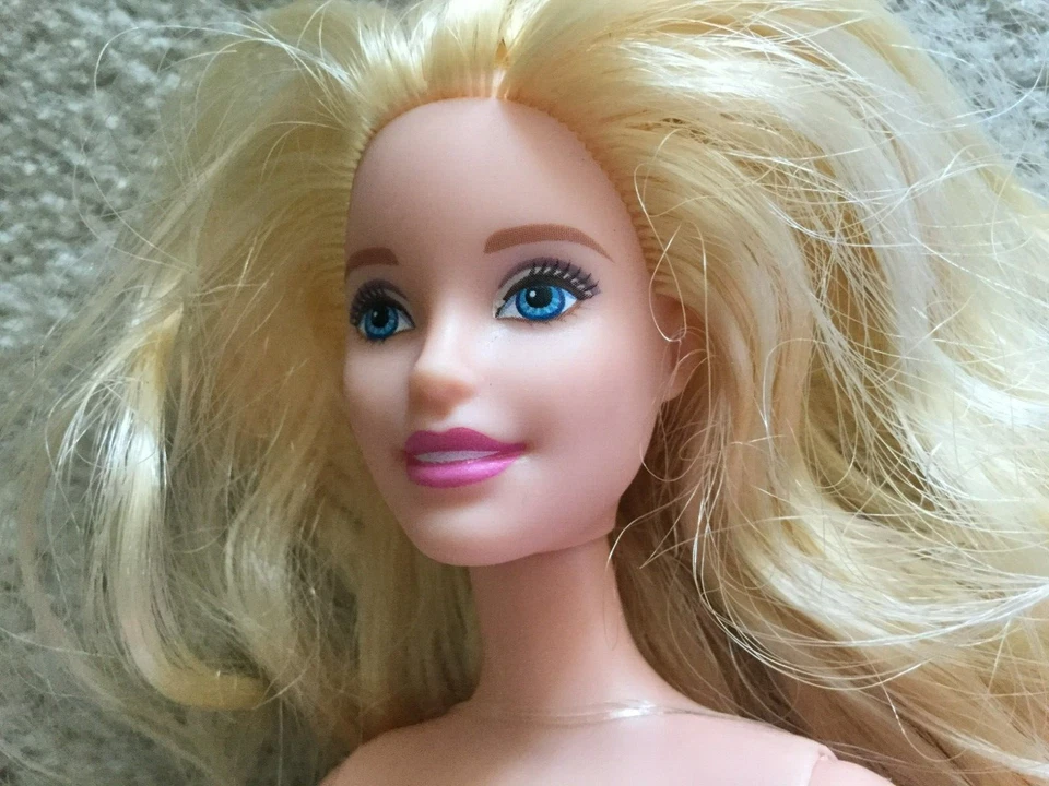 Muñeca Barbie Mattel Barbie Bride #CFF37 2016 siempre con corpiño pelo rubio desnudo Foto 3 de 4