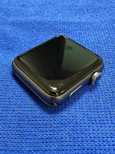 Apple Watch Series 3 GPS, 42mm Space Grey Aluminium Case - Marks on screen - Zdjęcie 4 z 7