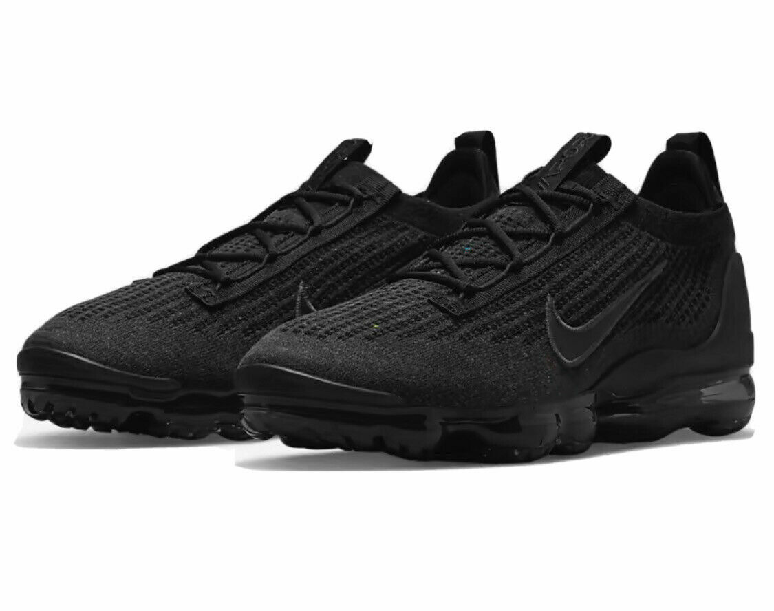 NEW Air Vapormax 2021 FK Size 6/WMNS 7.5 Triple Black NEW Air Vapormax 2021 FK Size 6/WMNS 7.5 Triple Black