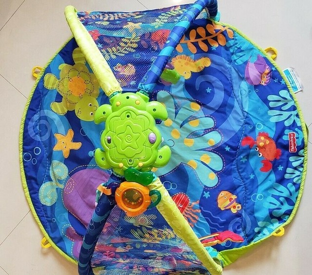 fisher price ocean wonders deep blue sea gym