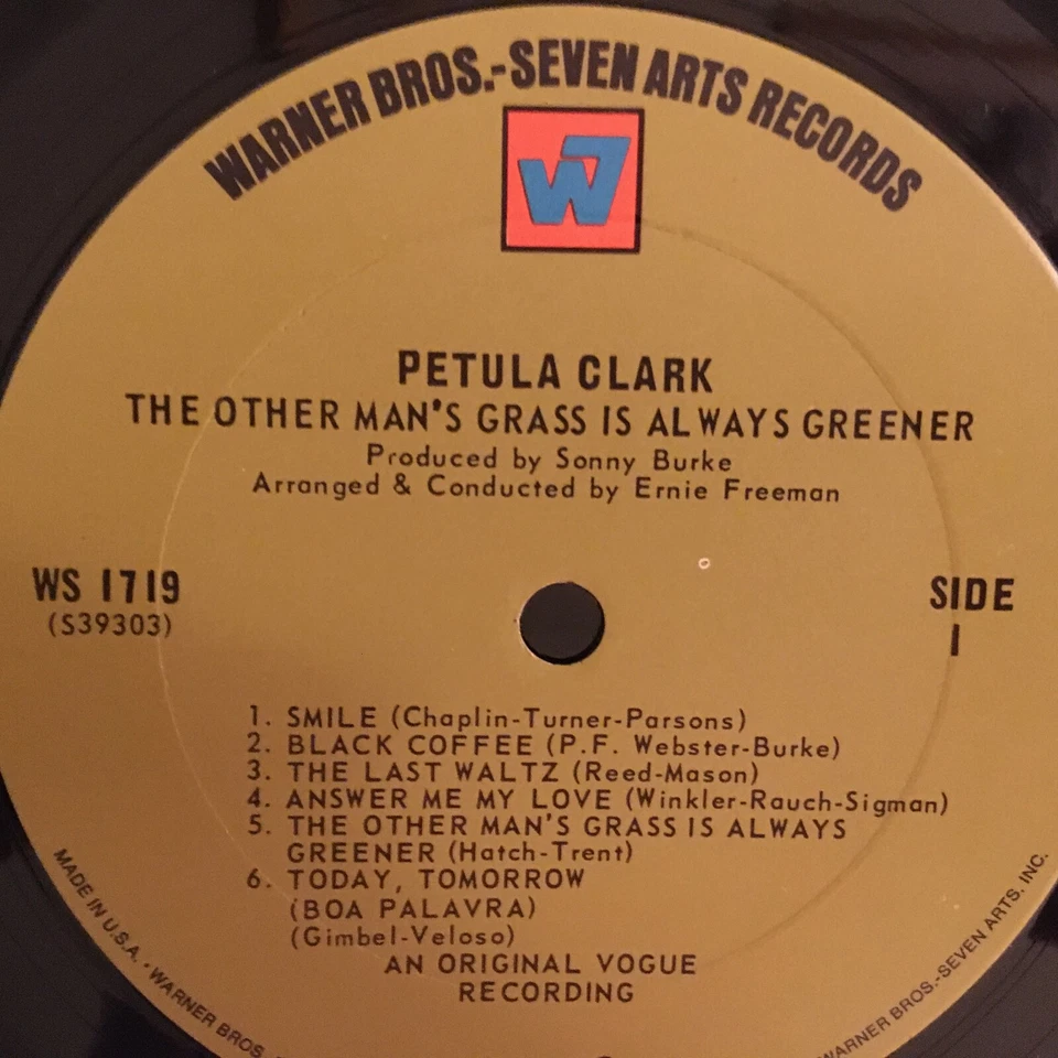 PETULA   CLARK         LP     THE  OTHER  MANS  GRASS  IS  ALWAYS  GREENER  Foto 3 de 4
