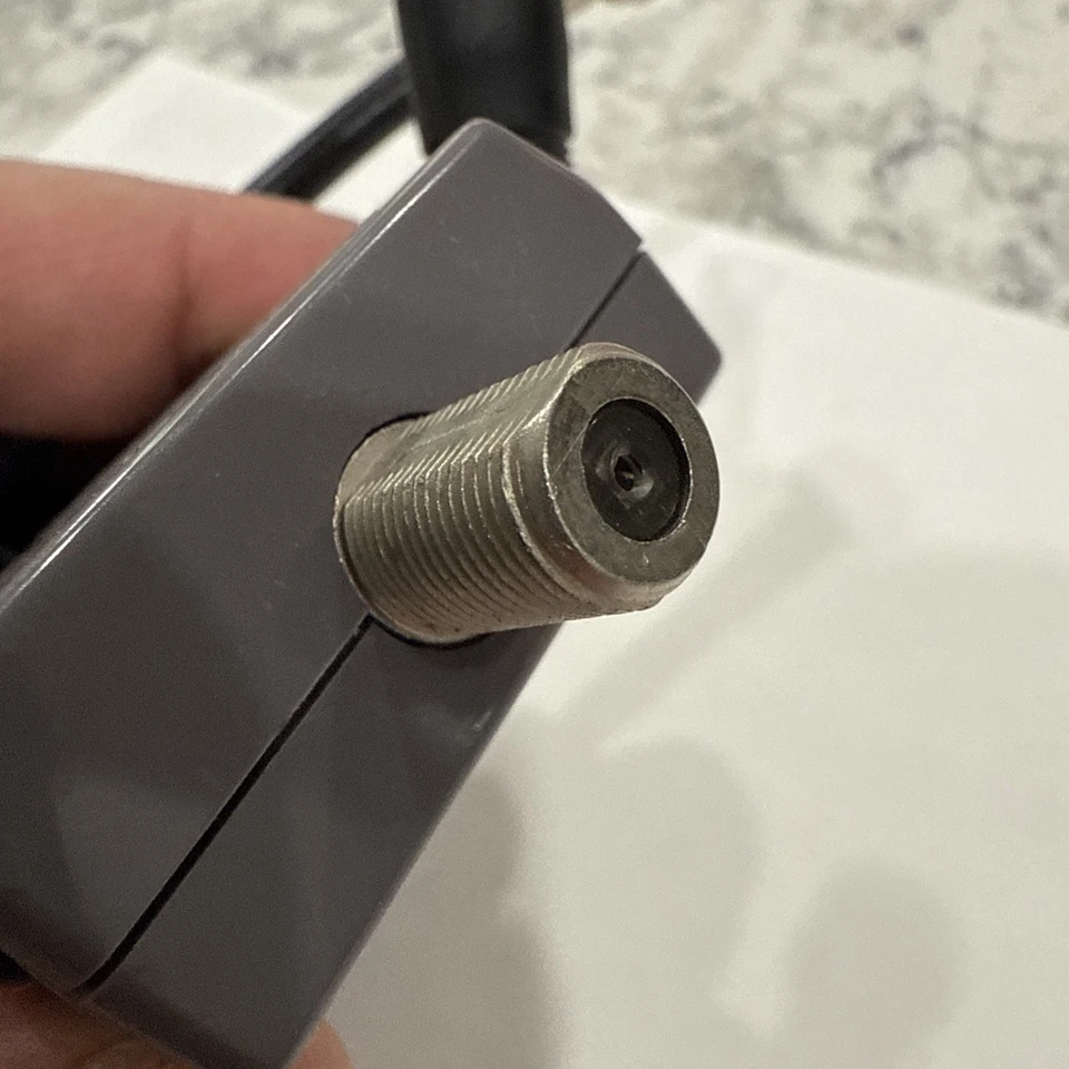 Nintendo NES RF Switch Adapter NES-003 Official OEM Cable - Image 4 of 4