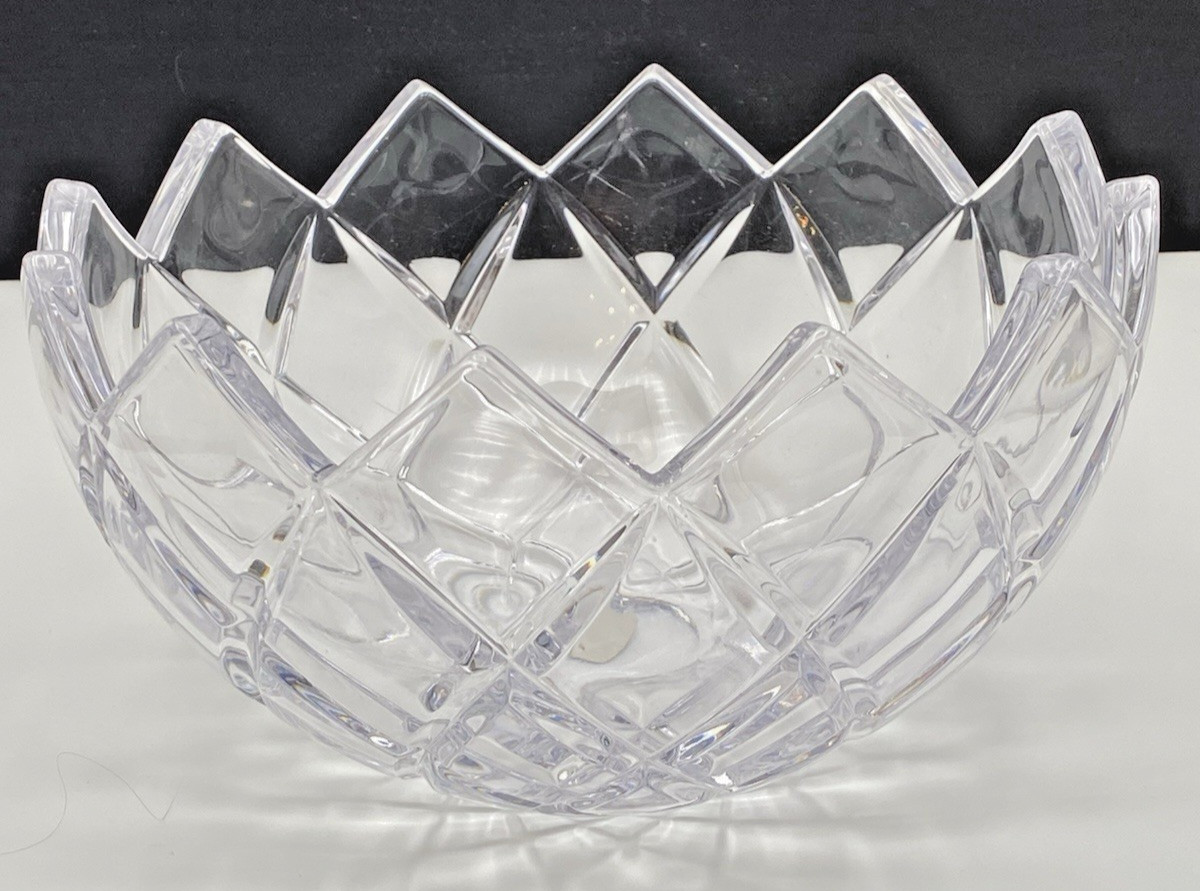 Vintage Mikasa Crescendo Lead Cut Crystal Bowl Lotus Flower Lilly Shape 8 inch