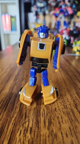 Transformers Reveal The Shield Legends Class Goldbug Loose - Picture 3 of 4