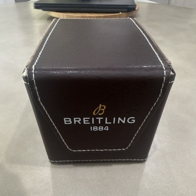 2023 Breitling Avenger B01 Chronograph 42 Green Dial Auto SS Bracelet Box Papers