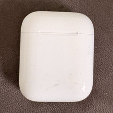 Apple AirPods Wireless Bluetooth In-Ear Earbuds with Charging Case White