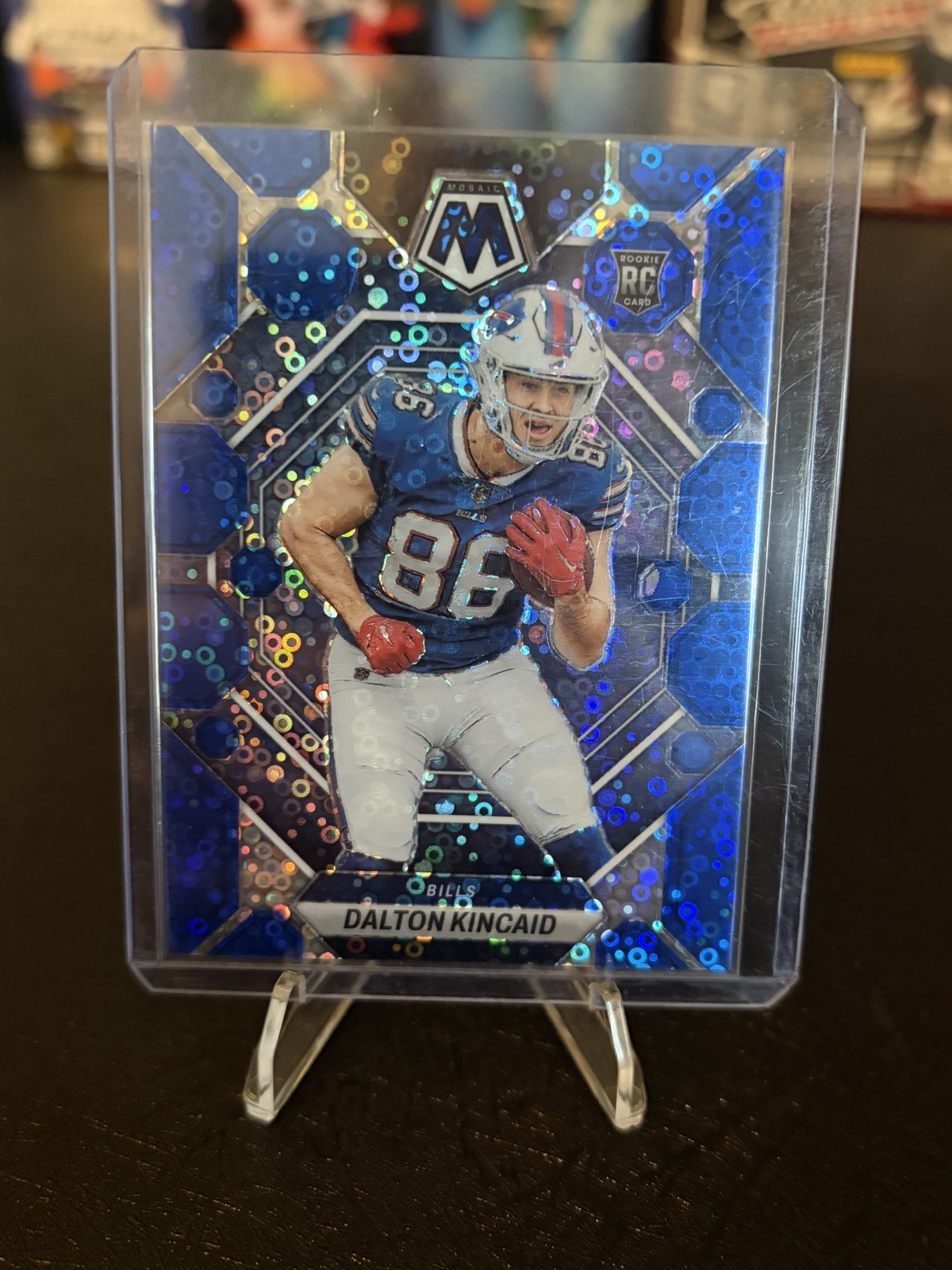2023 Panini Mosaic Dalton Kincaid #305 Blue No Huddle Blue Disco Prizm /75 RC SP