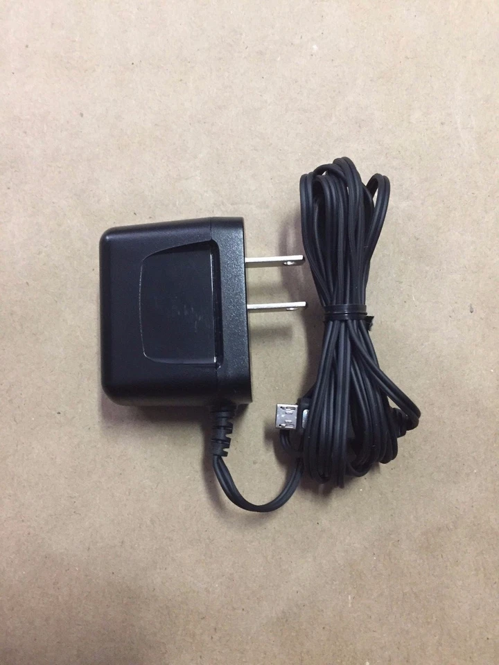 Cargador USB Motorola Negro - ¡ENVÍO GRATUITO! Foto 2 de 4