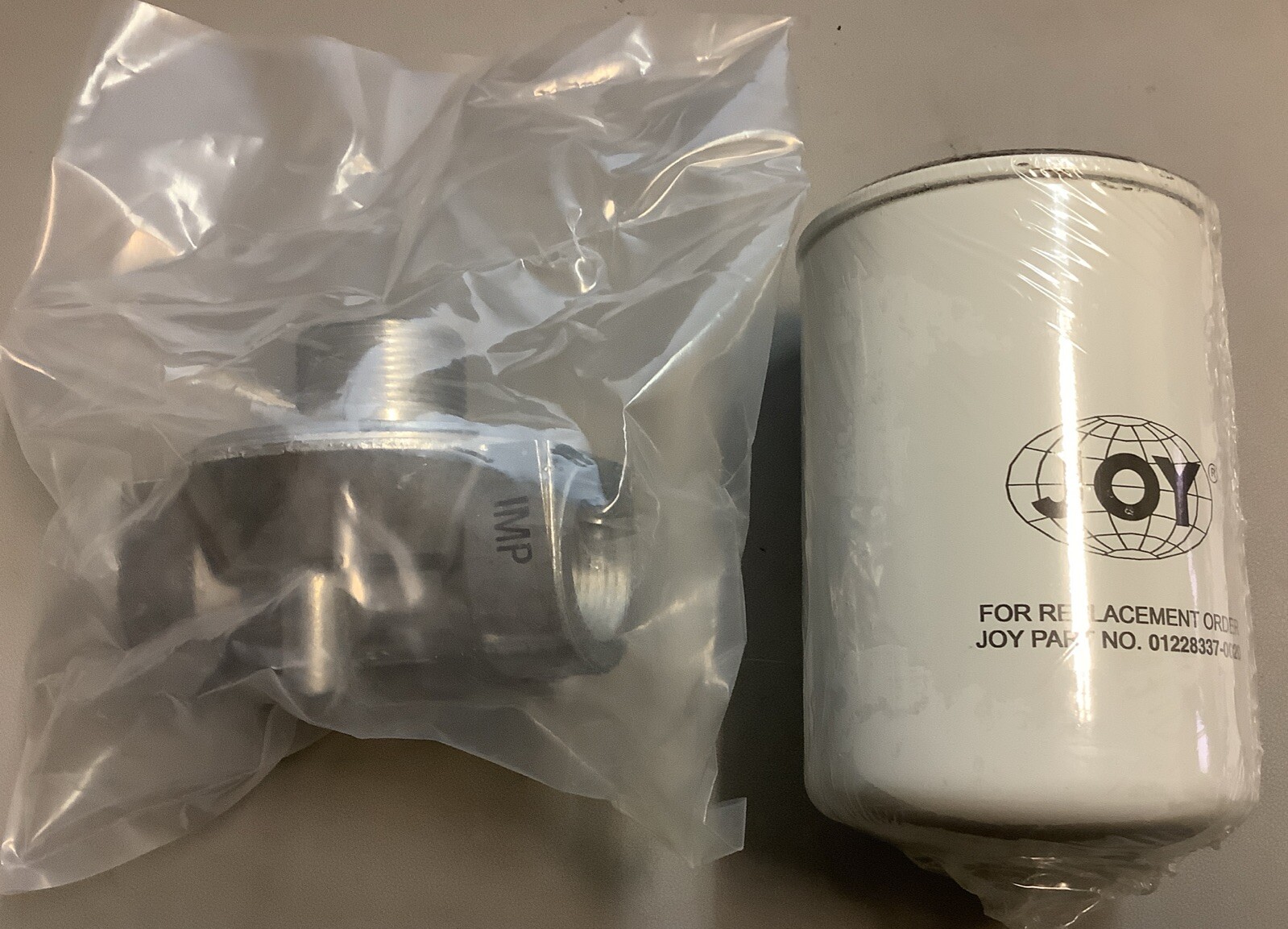 Oil Filter Assembly (r6)