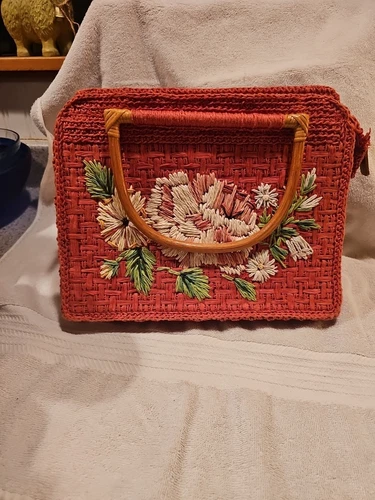 borsa vintage in paglia fossile con manici in bambù