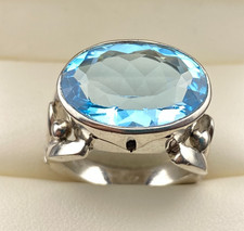 .925 Sterling Silver Sky Blue Topaz 12ct December Birthstone Ring Sz. 7 - 12.7gm