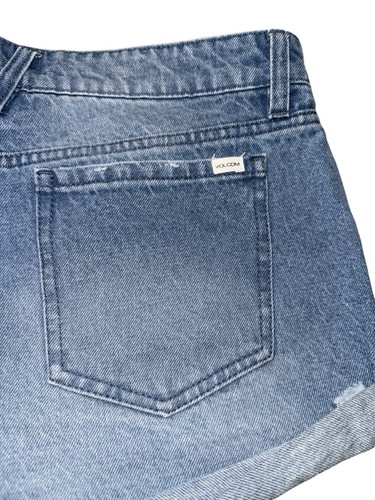 Volcom Stone Rolled Jean Shorts Womens Size 9 (29) Buttonfly Distressed Cuffed - Picture 3 of 9