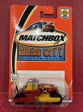 2002  MATCHBOX Hero-City Road Roller Paver #23