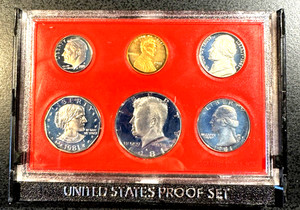 REDUCED US Mint 1981 S PROOF  (6 Coin Set) w/Susan B Anthony Dollar & JFK Half