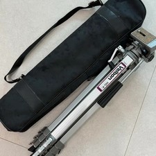Velbon HG-4 Tripod with Bag Used Slightly
