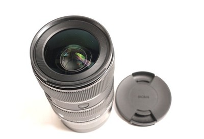Sigma 17-40mm f/1.8 DC Art with High-Speed Autofocus Dual AFL Buttons (Canon RF)