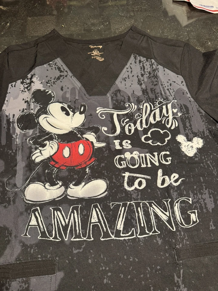Mickey Mouse Cherokee Scrubs Disney Infinity Mens V Neck Top CK676 MKDZ Size M - Image 2 of 4
